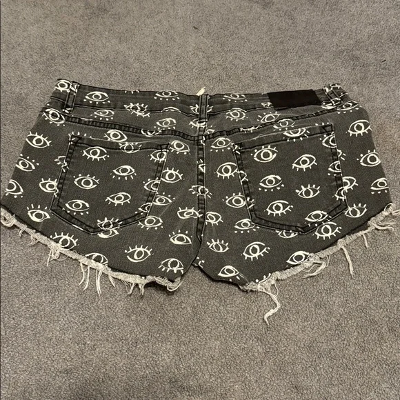 Billabong Black and White Denim Shorts - Picture 2 of 3